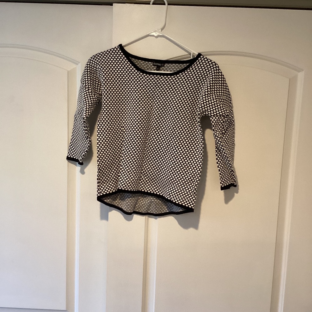 Small cozy two toned/black and white checkered pattern sweater top